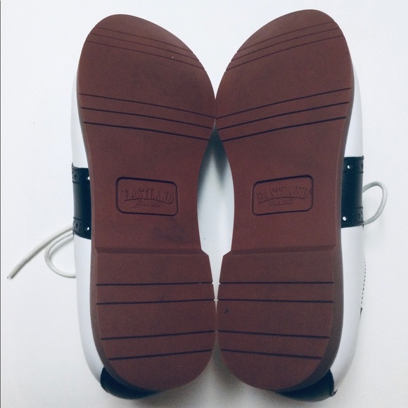 EASTLAND “SADIE” OXFORD “MEMORY FOAM” SADDLE SHOES - Picture 5 of 6